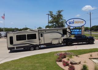 DriveAway01.aiimg w320h240ar1 - RV Depot -